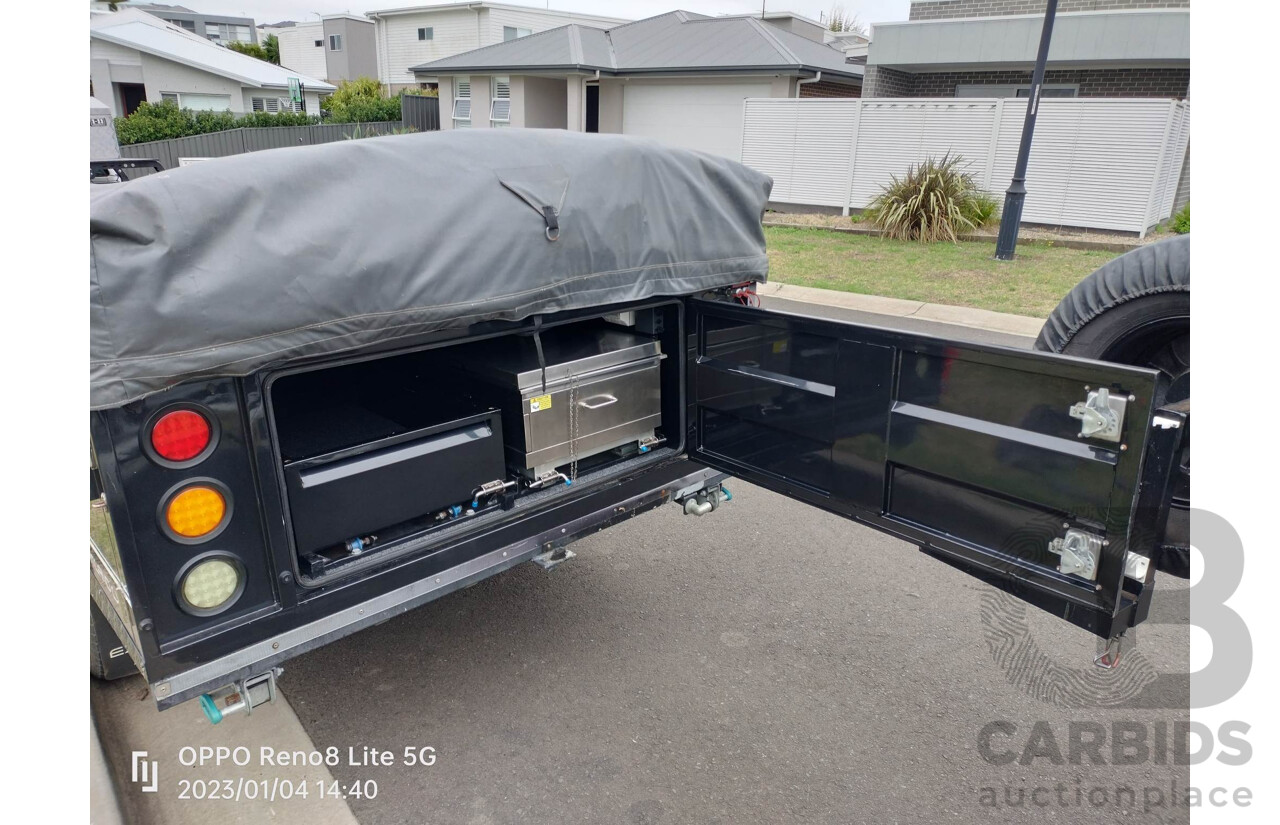 2016 Ezytrail Portland LX 5.3m (17ft) Off Road Soft Floor Camper Trailer