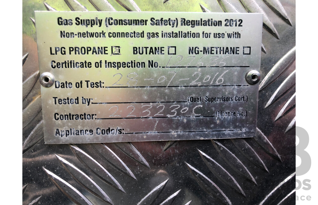 2016 Ezytrail Portland LX 5.3m (17ft) Off Road Soft Floor Camper Trailer