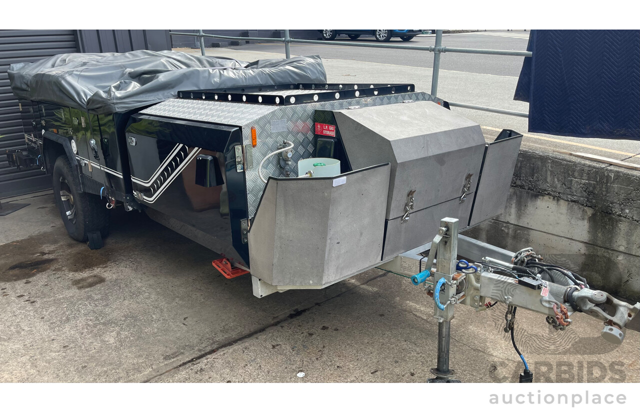 2016 Ezytrail Portland LX 5.3m (17ft) Off Road Soft Floor Camper Trailer