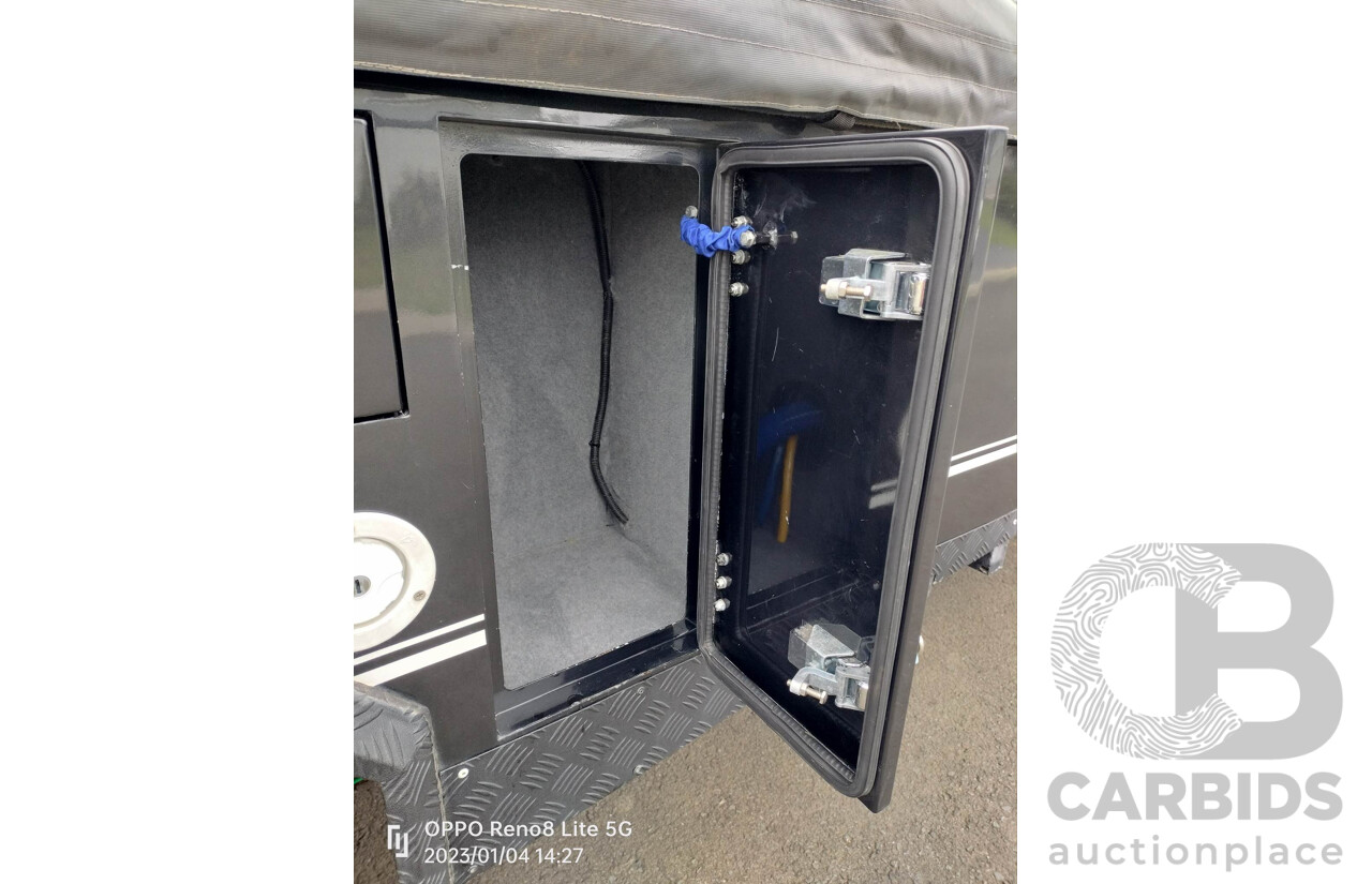 2016 Ezytrail Portland LX 5.3m (17ft) Off Road Soft Floor Camper Trailer