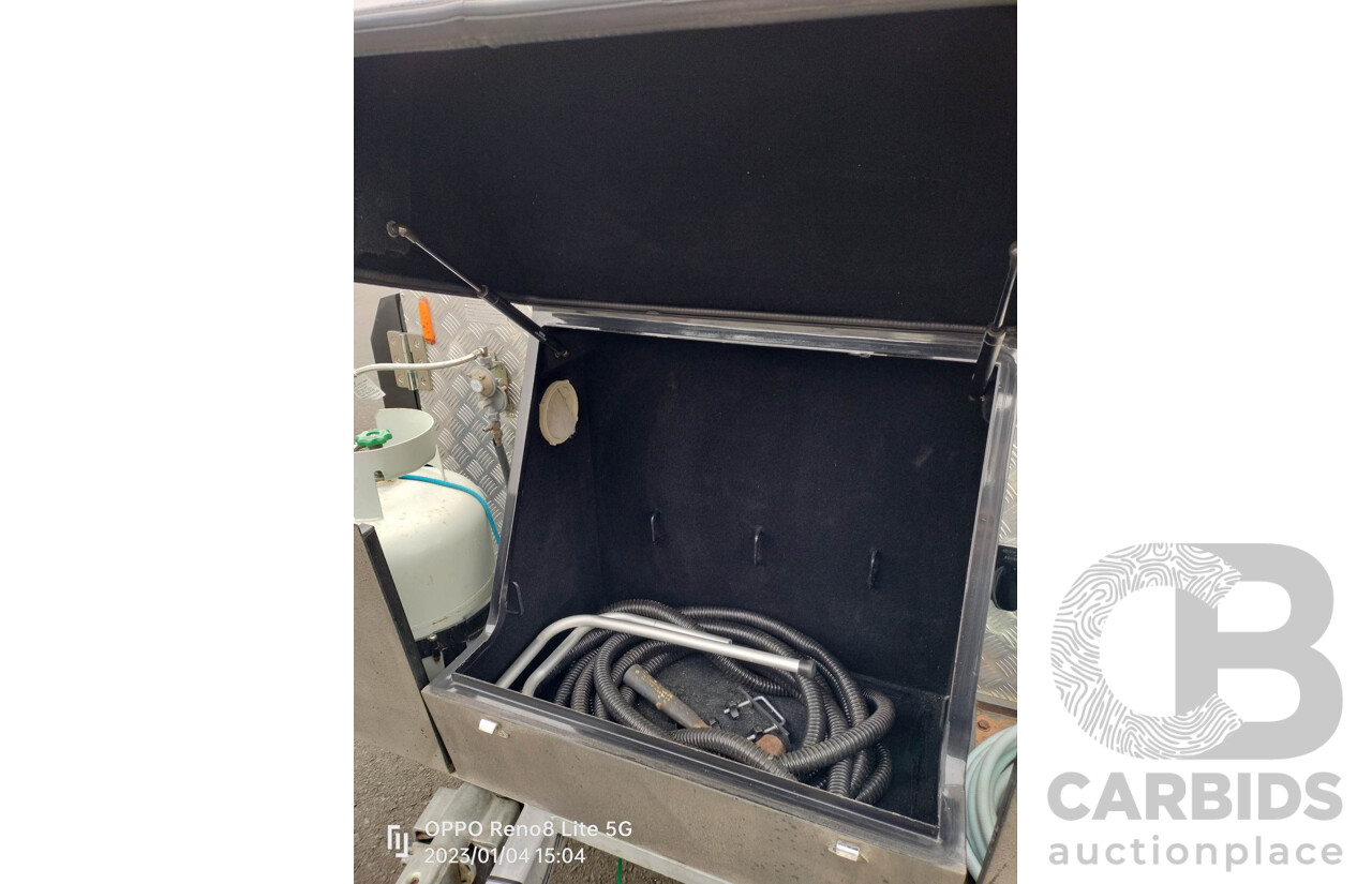 2016 Ezytrail Portland LX 5.3m (17ft) Off Road Soft Floor Camper Trailer