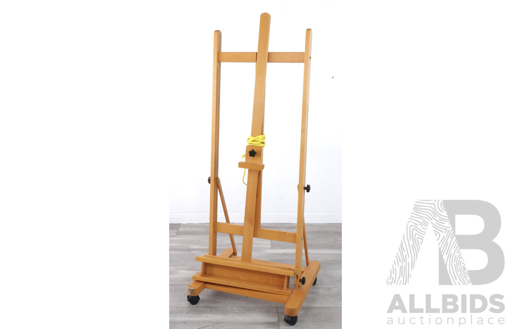 Good Studio Artists Easel