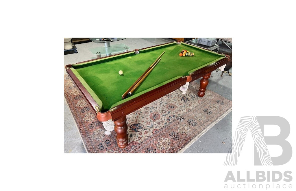 Large Green Felt Pool Table