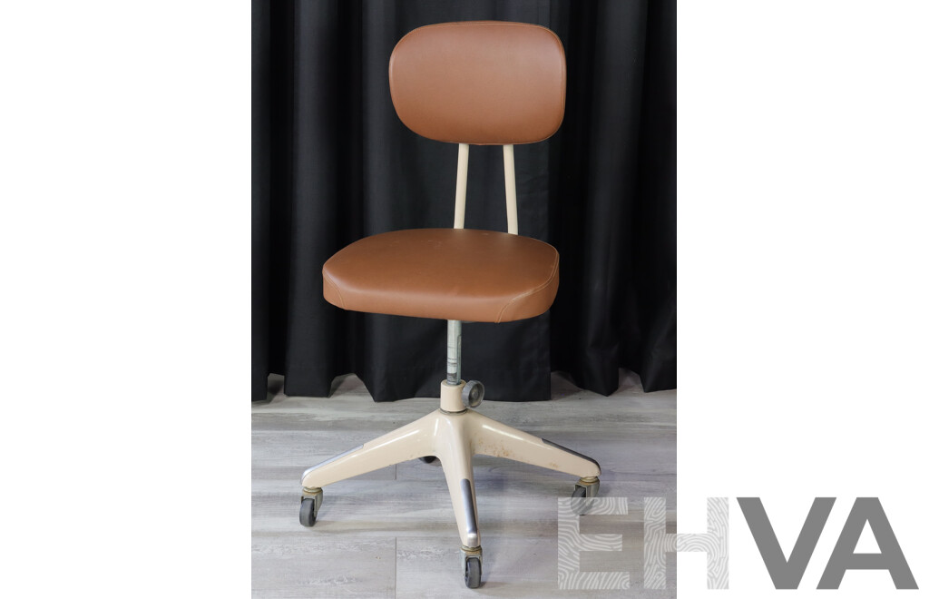 Vintage Japanese Desk Chair by - Lot 1562331 | EHVA