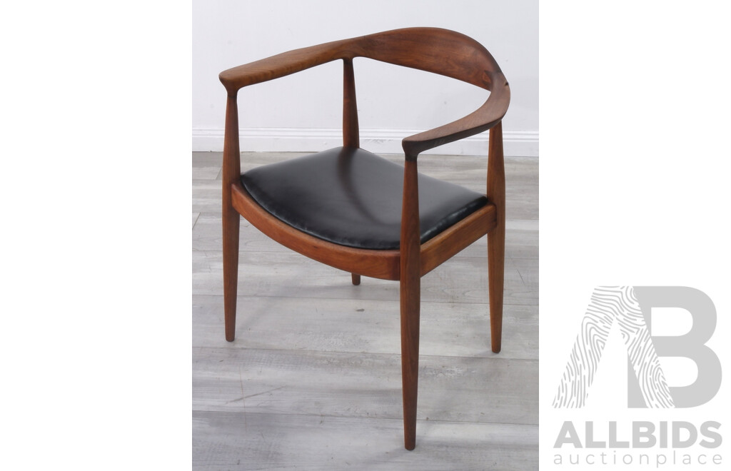 Hans Wegner "Round" Dining Chair