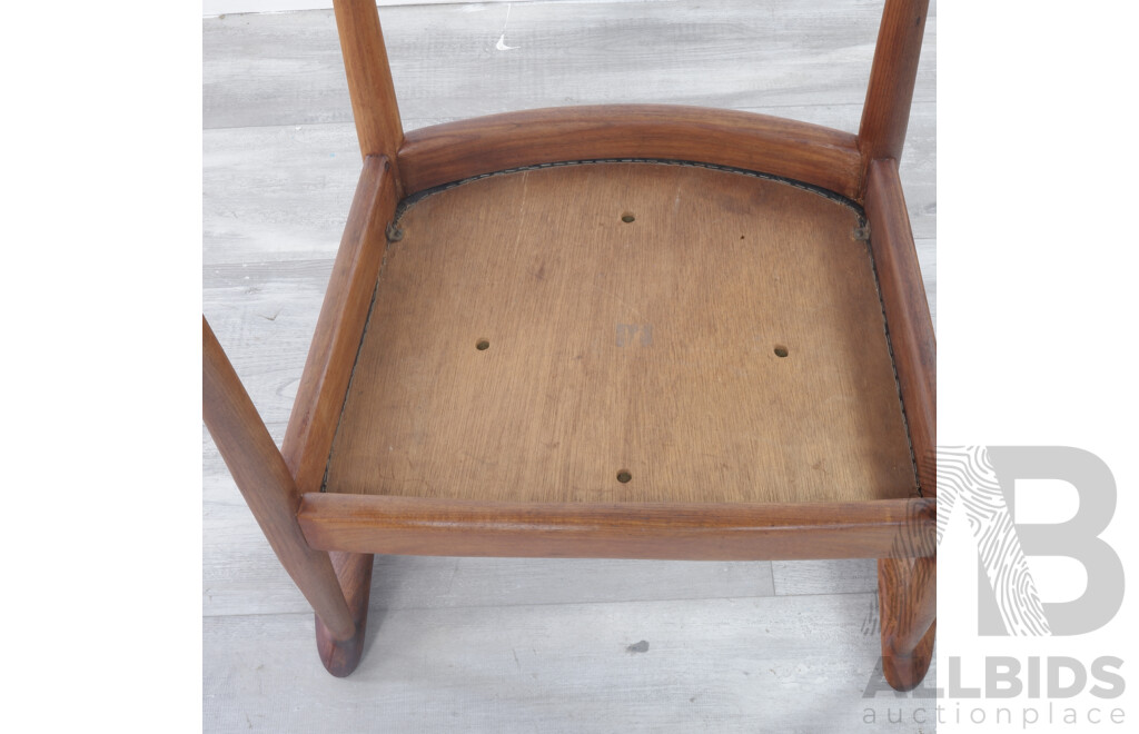 Hans Wegner "Round" Dining Chair