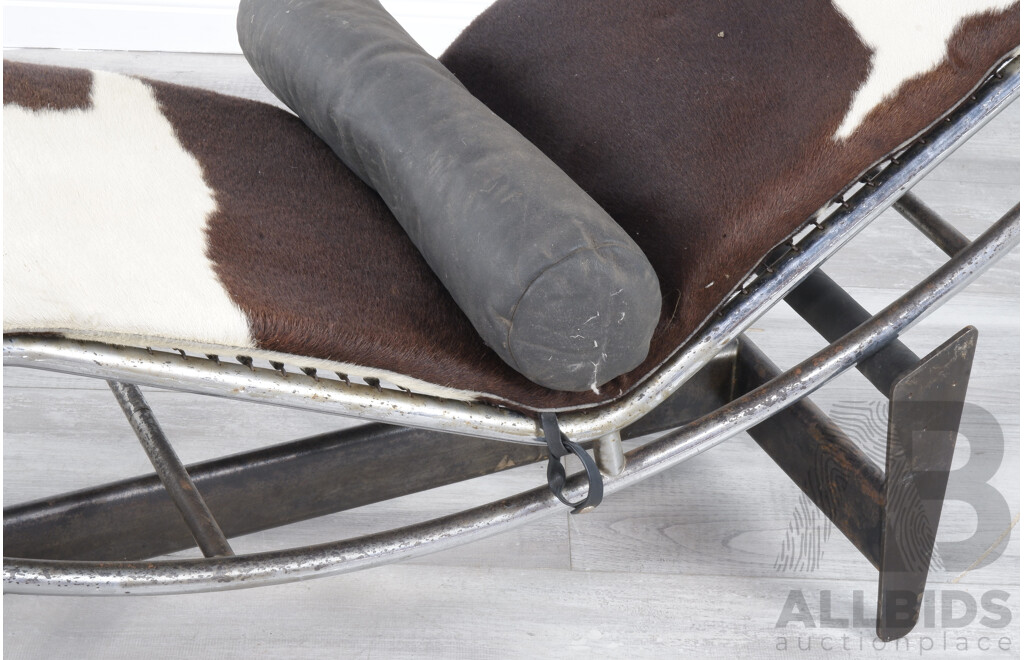 Le Corbusier Chaise Lounge with Cow Hide