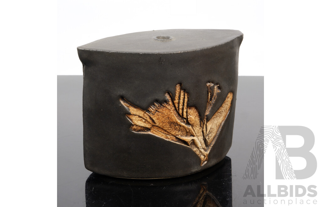 Australian Local Studio Pottery Vase by Hiroe Swen