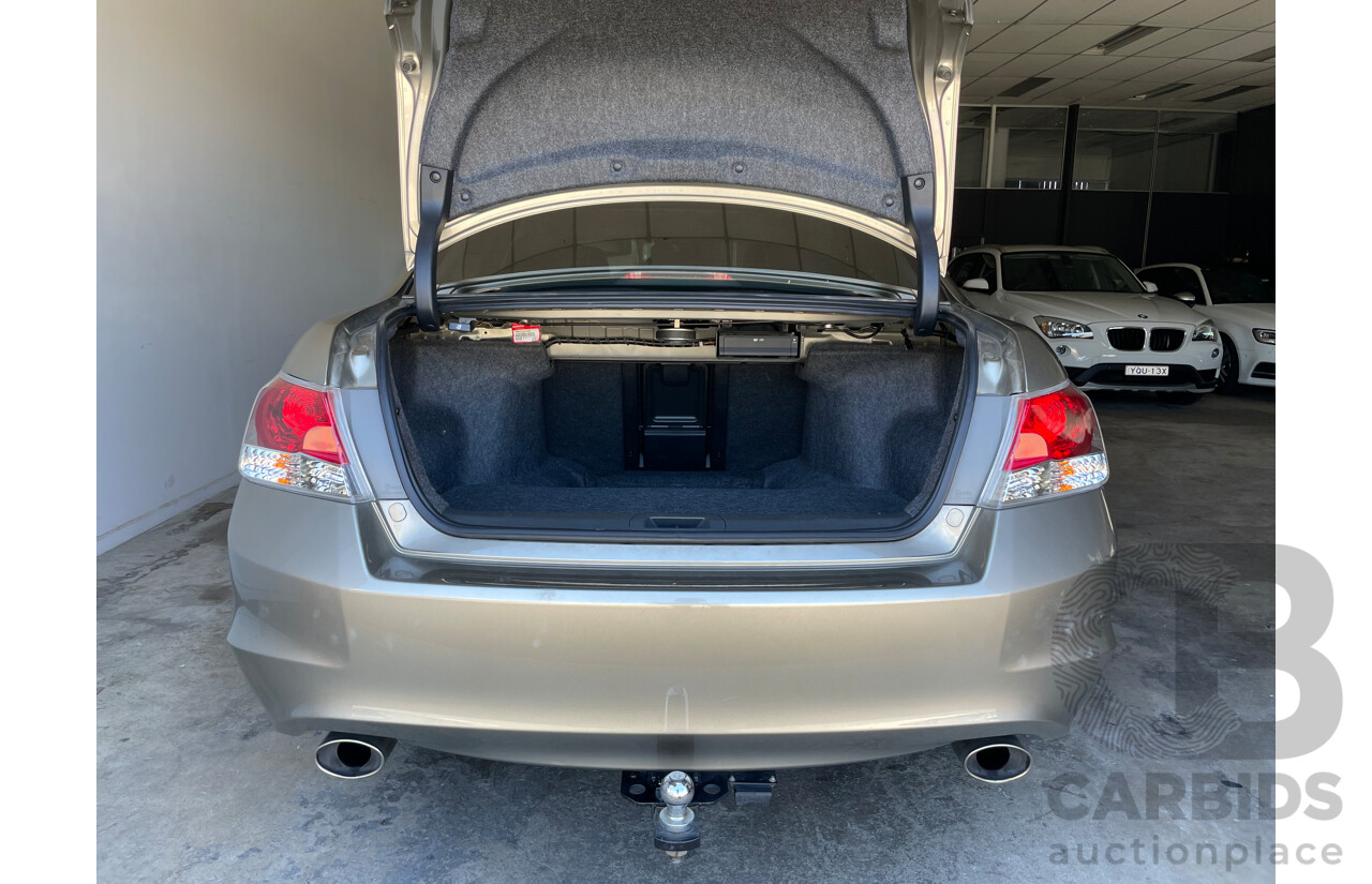 03/11 Honda Accord V6 FWD 50 4D Sedan Beige 3.5L