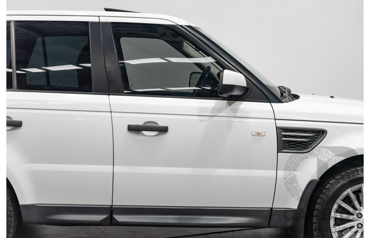 04/2011 Land Rover Range Rover Sport 3.0 TDV6 (4x4) MY10 White 4d Wagon Turbo Diesel 3.0L