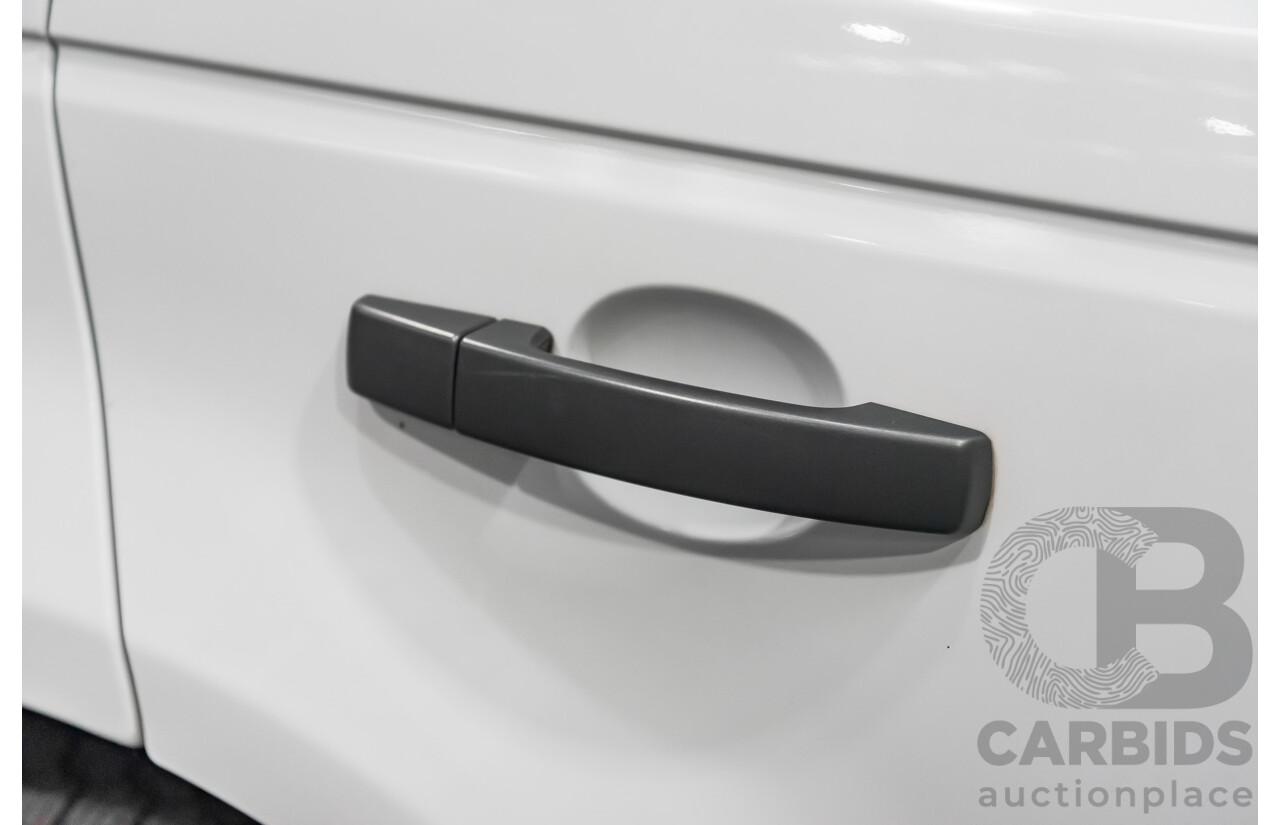 04/2011 Land Rover Range Rover Sport 3.0 TDV6 (4x4) MY10 White 4d Wagon Turbo Diesel 3.0L