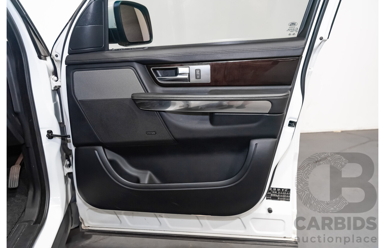 04/2011 Land Rover Range Rover Sport 3.0 TDV6 (4x4) MY10 White 4d Wagon Turbo Diesel 3.0L