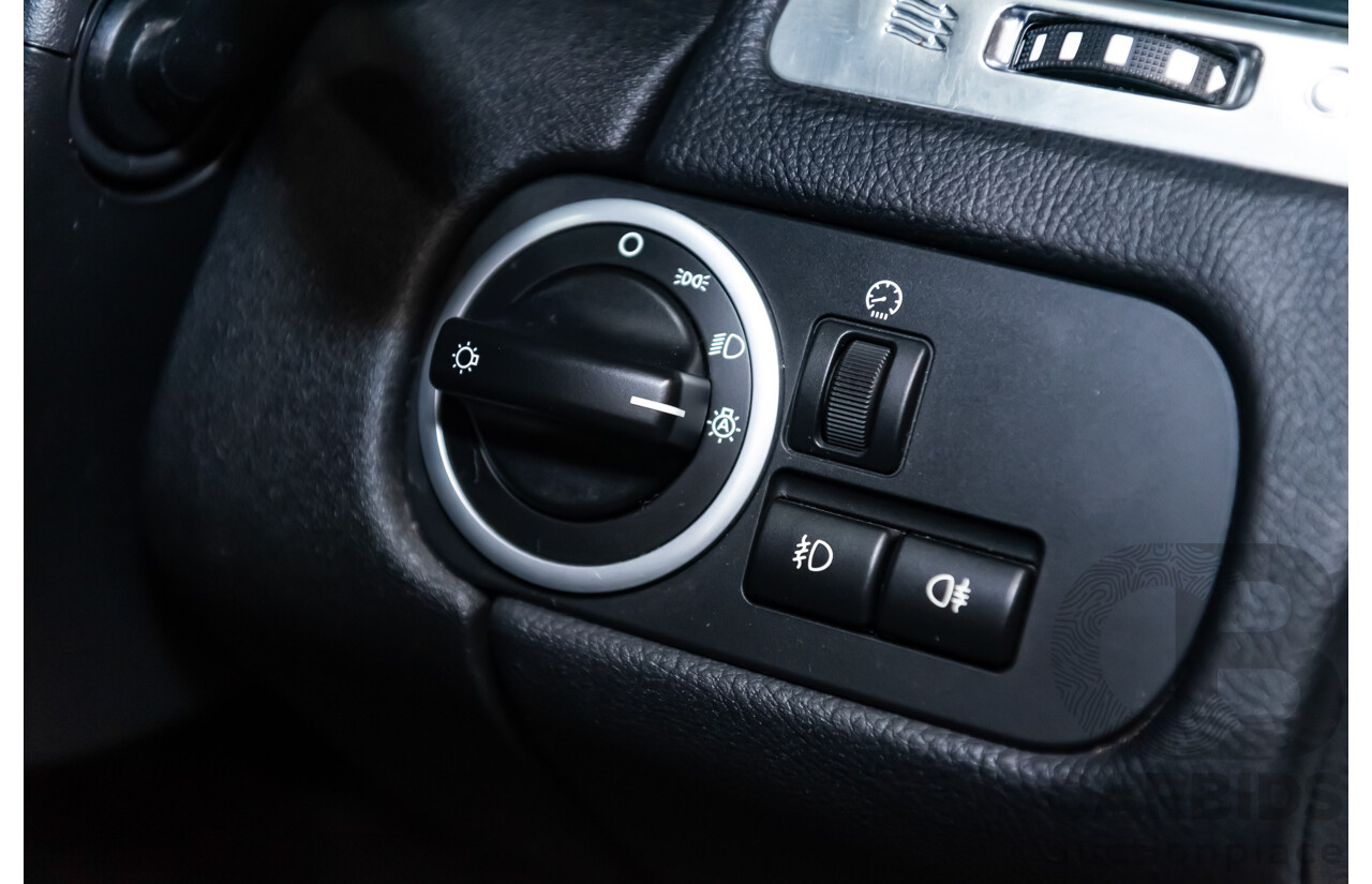 04/2011 Land Rover Range Rover Sport 3.0 TDV6 (4x4) MY10 White 4d Wagon Turbo Diesel 3.0L