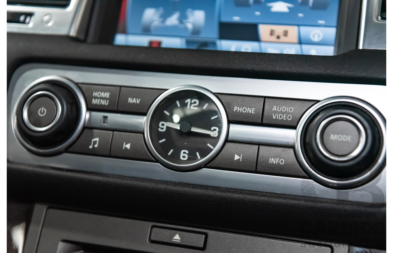 04/2011 Land Rover Range Rover Sport 3.0 TDV6 (4x4) MY10 White 4d Wagon Turbo Diesel 3.0L