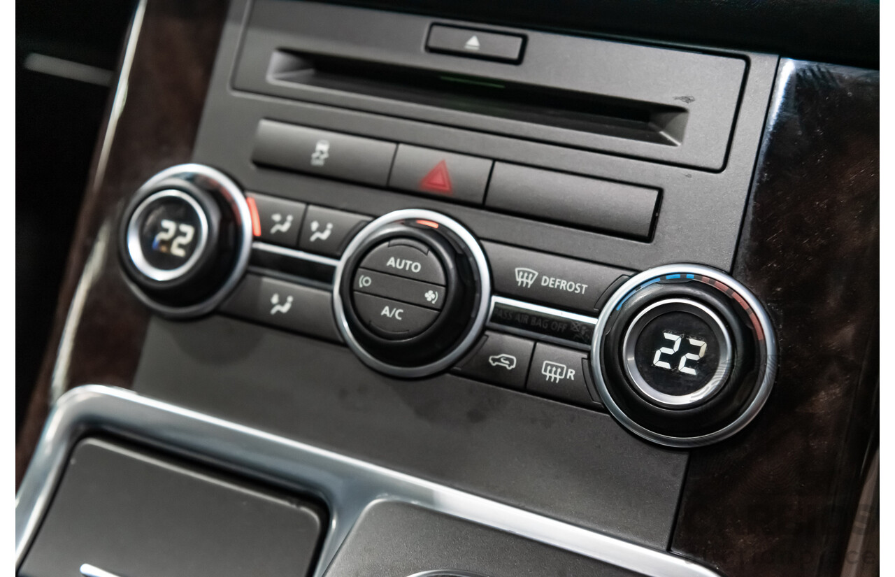 04/2011 Land Rover Range Rover Sport 3.0 TDV6 (4x4) MY10 White 4d Wagon Turbo Diesel 3.0L