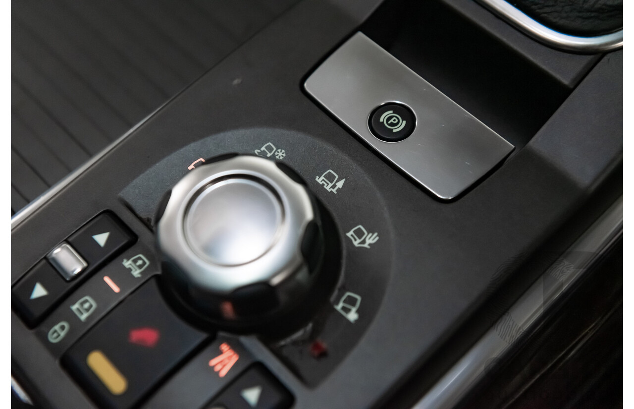 04/2011 Land Rover Range Rover Sport 3.0 TDV6 (4x4) MY10 White 4d Wagon Turbo Diesel 3.0L