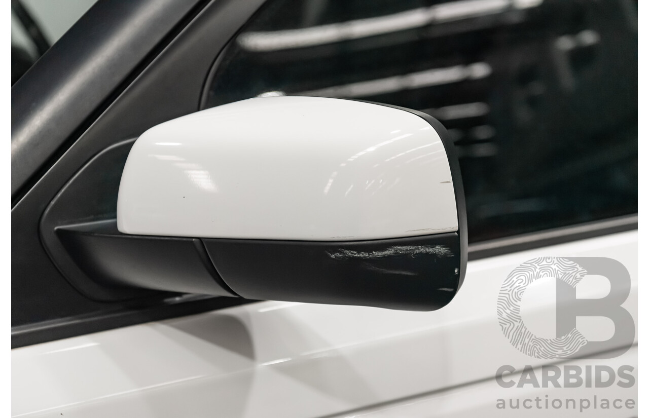 04/2011 Land Rover Range Rover Sport 3.0 TDV6 (4x4) MY10 White 4d Wagon Turbo Diesel 3.0L