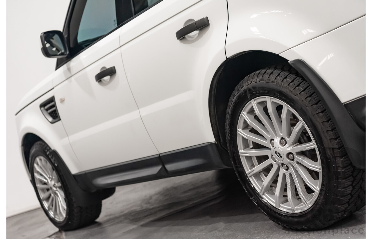 04/2011 Land Rover Range Rover Sport 3.0 TDV6 (4x4) MY10 White 4d Wagon Turbo Diesel 3.0L