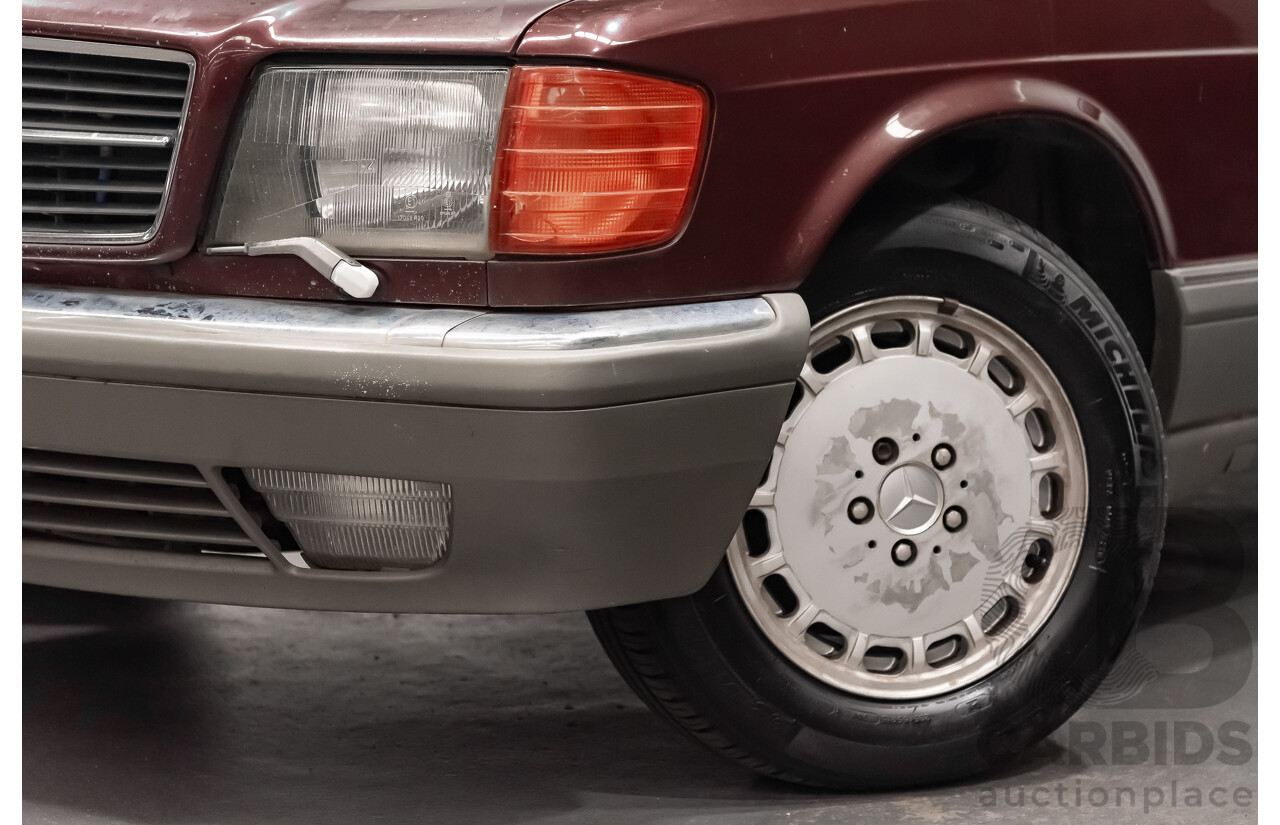 5/1988 Mercedes Benz 560 SEC W126 2d Coupe Pajettrot Maroon Metallic V8 5.5L