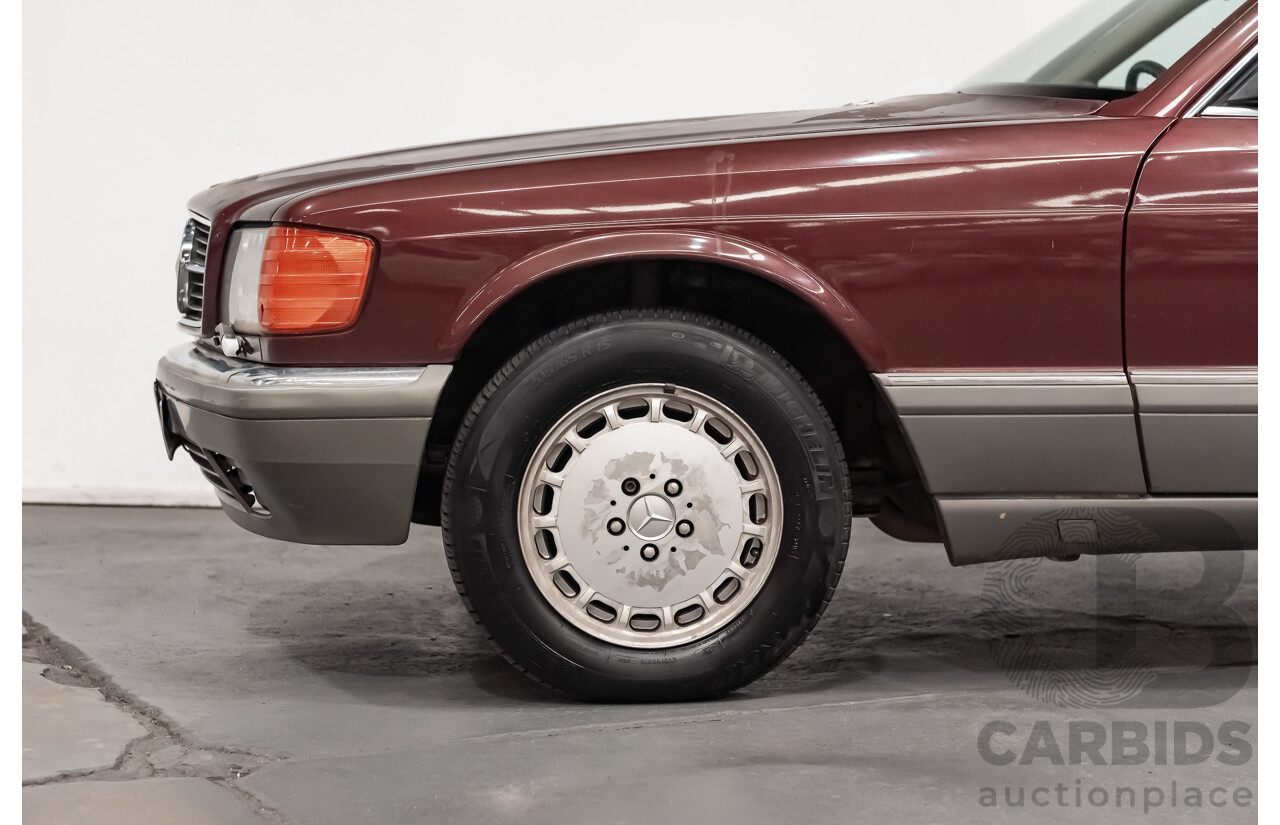 5/1988 Mercedes Benz 560 SEC W126 2d Coupe Pajettrot Maroon Metallic V8 5.5L