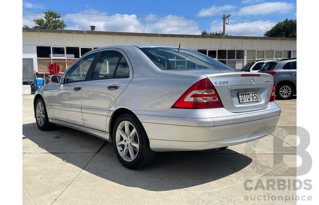 12/04 Mercedes-Benz C200 KOMPRESSOR CLASSIC RWD W203 4D Sedan Silver 1.8L