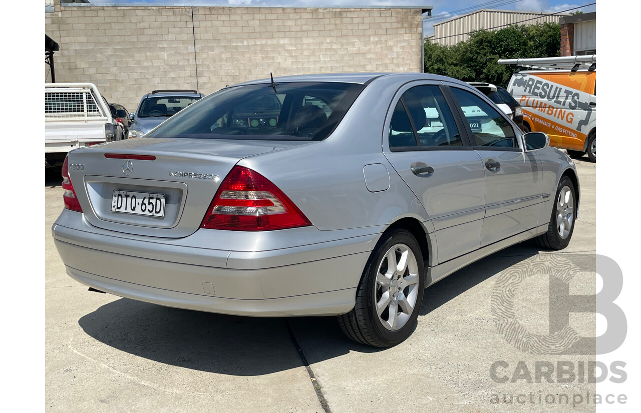 12/04 Mercedes-Benz C200 KOMPRESSOR CLASSIC RWD W203 4D Sedan Silver 1.8L