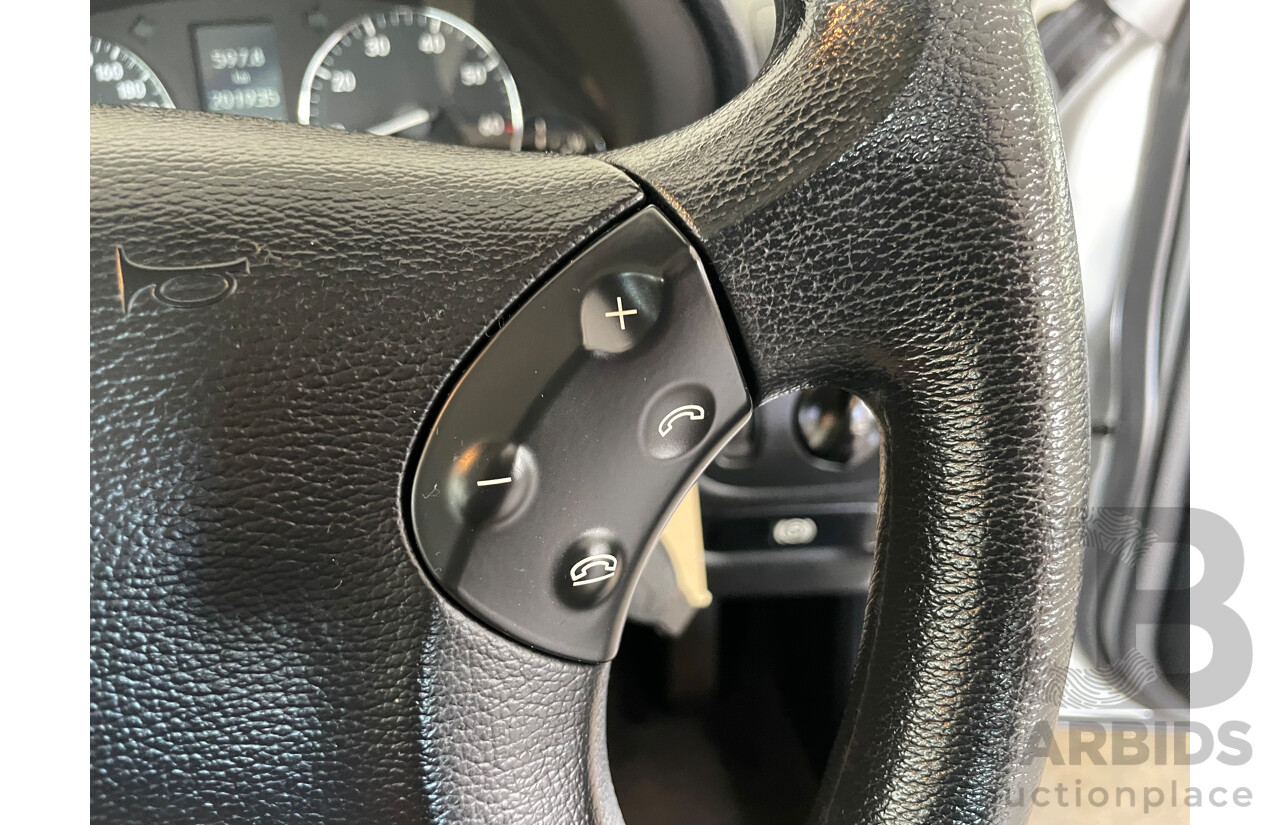 12/04 Mercedes-Benz C200 KOMPRESSOR CLASSIC RWD W203 4D Sedan Silver 1.8L