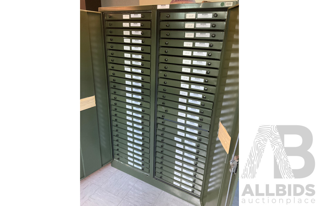 Large Metal Multi Drawer Storage Collectors Cabinets
