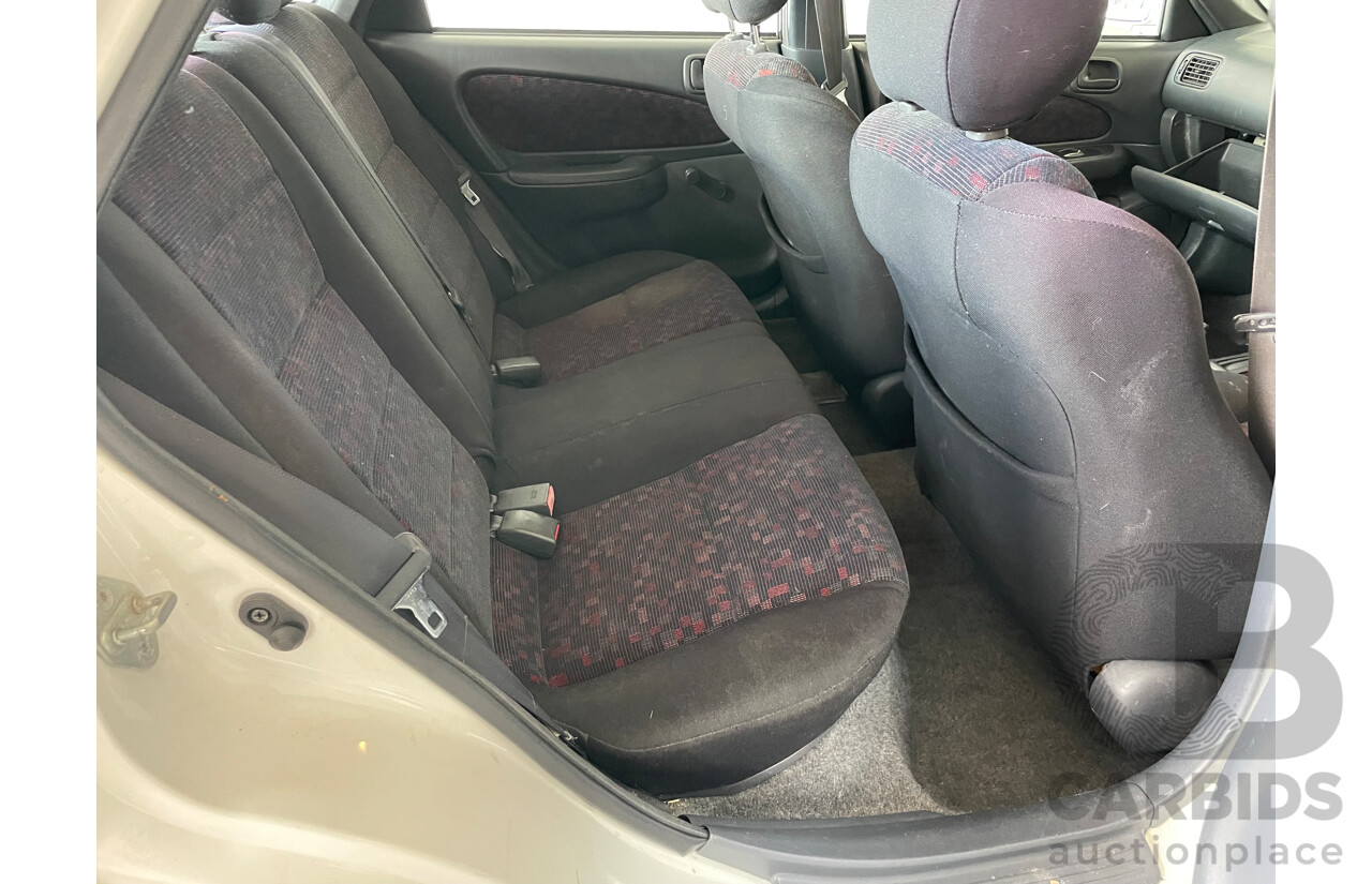 06/01 Toyota Corolla LEVIN SECA FWD AE112R 5D Liftback White 1.8L