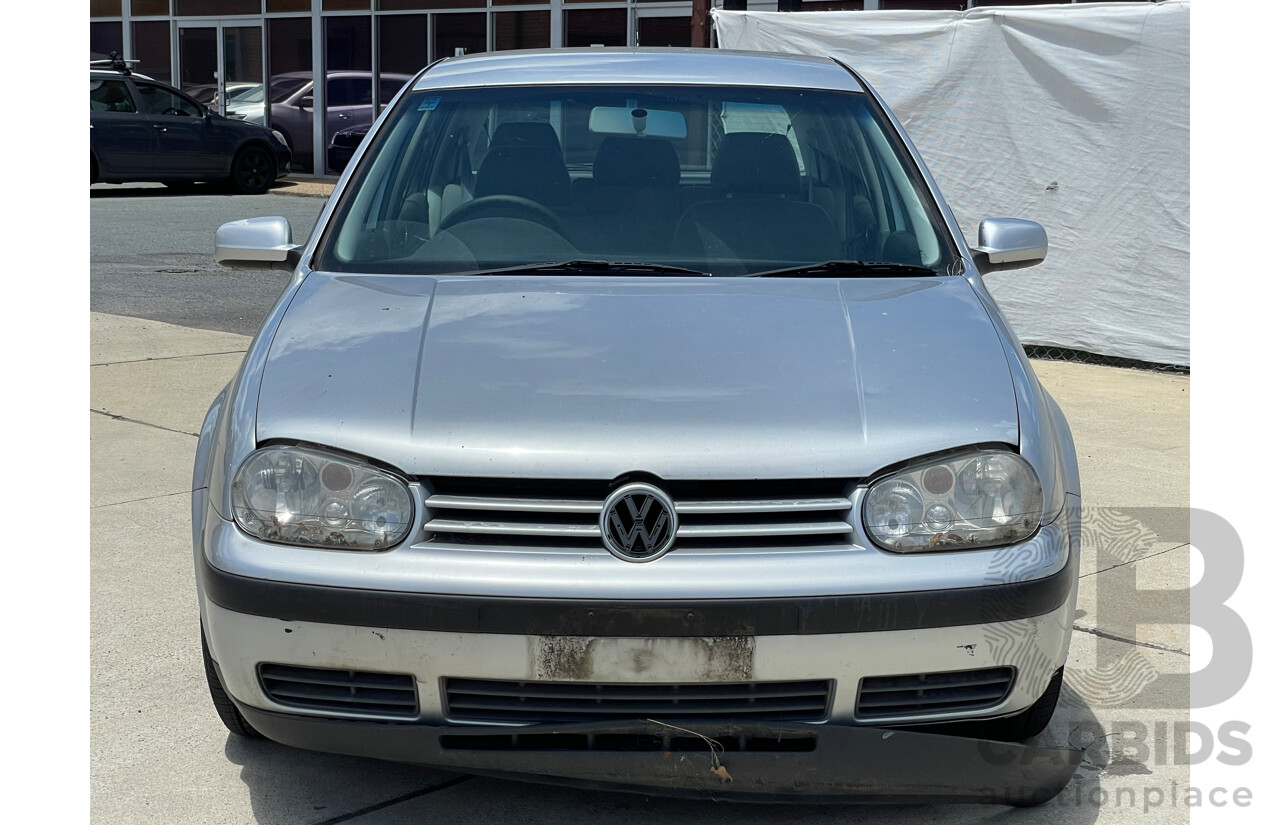 5/2002 Volkswagen Golf 1.6 S  5d Hatchback Silver 1.6L