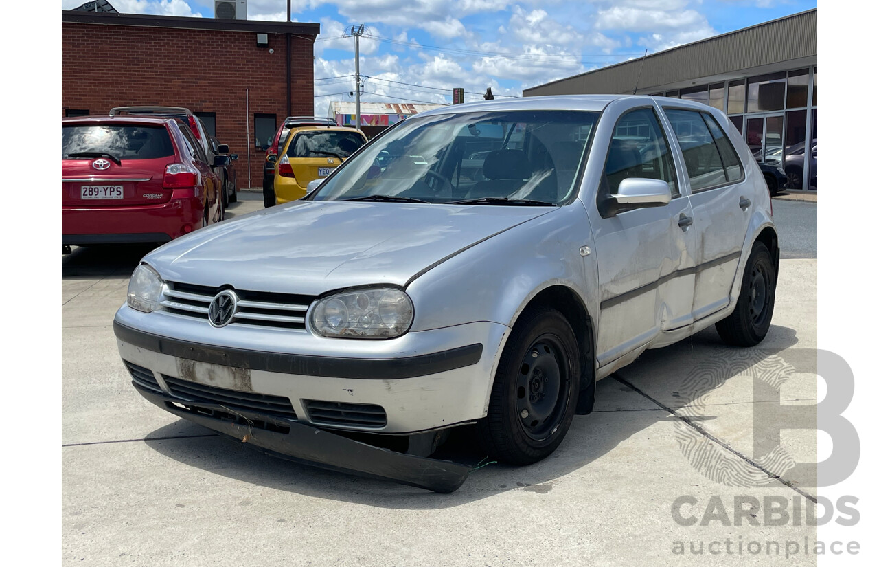 5/2002 Volkswagen Golf 1.6 S  5d Hatchback Silver 1.6L