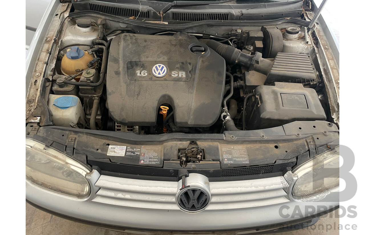 5/2002 Volkswagen Golf 1.6 S  5d Hatchback Silver 1.6L