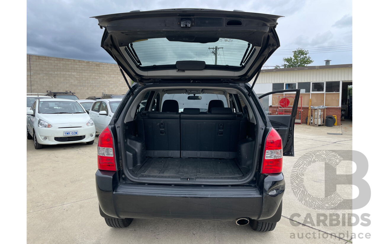 02/09 Hyundai Tucson CITY SX FWD MY09 4D Wagon Black 2.0L