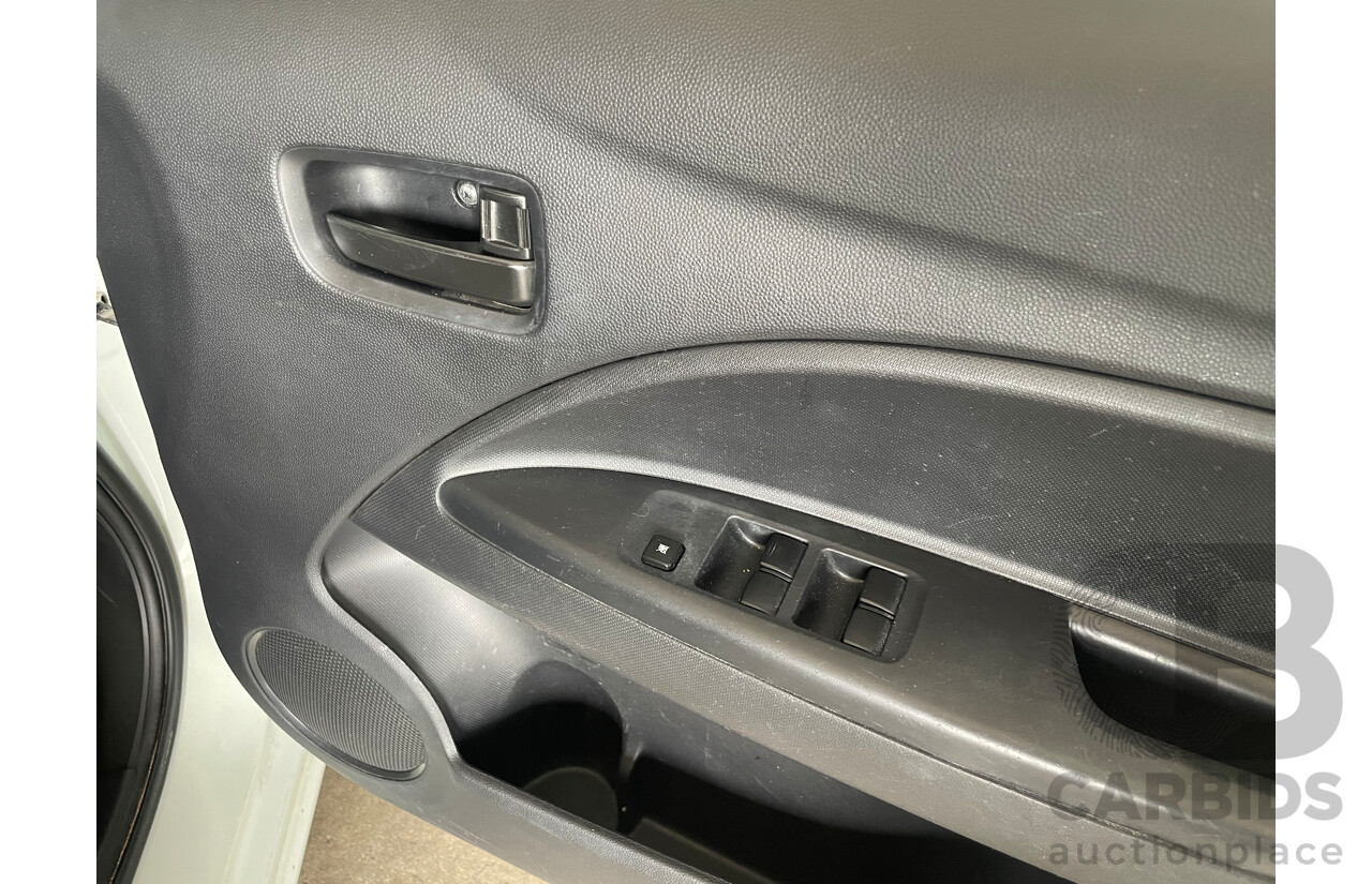 07/15 Mitsubishi Mirage ES FWD LA MY15 5D Hatchback White 1.2L
