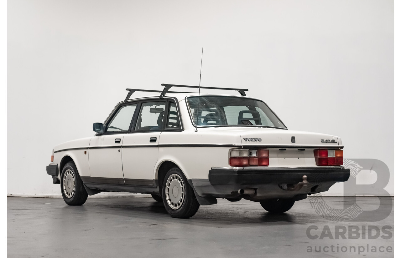 9/1990 Volvo 240 GL 4d Sedan White 2.3L