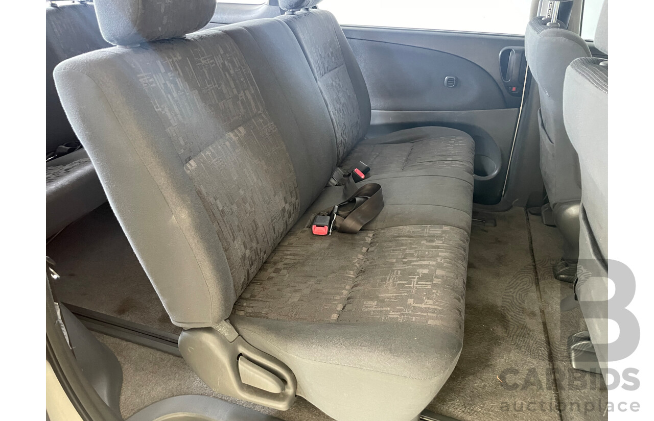 03/04 Toyota Tarago GLi FWD ACR30R 4D Wagon Silver 2.4L