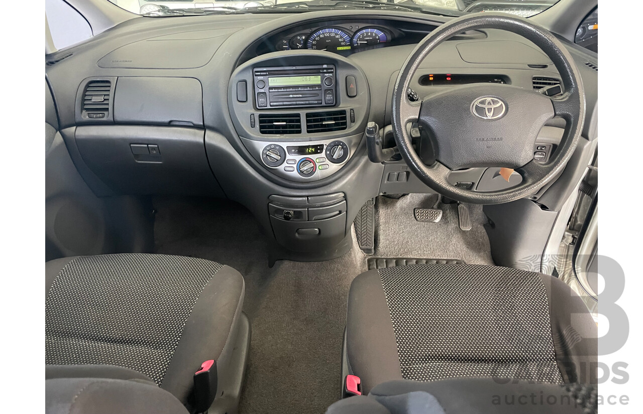 03/04 Toyota Tarago GLi FWD ACR30R 4D Wagon Silver 2.4L