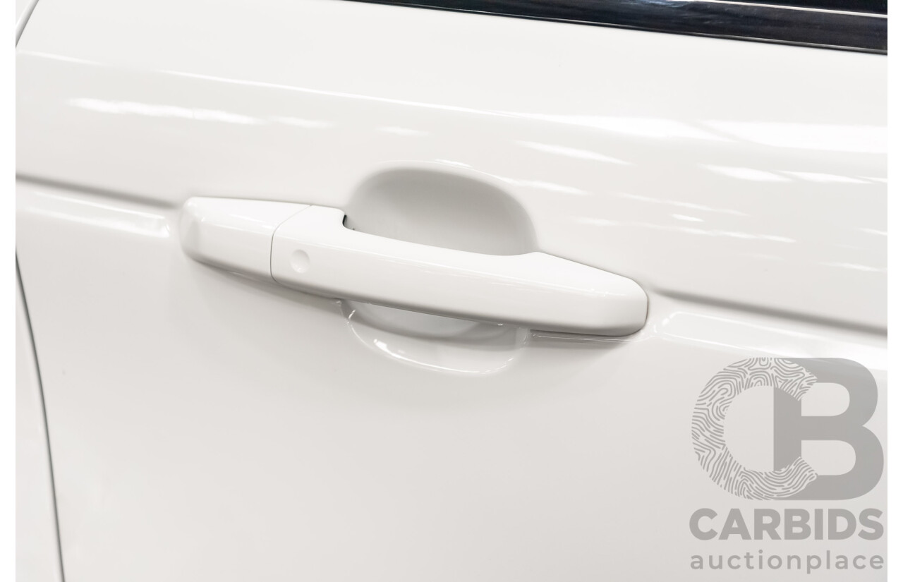 9/2017 Land Rover Range Rover Sport 3.0 SDV6 HSE Dynamic (AWD) LW MY17 4d Wagon Polaris White Twin Turbo Diesel 3.0L