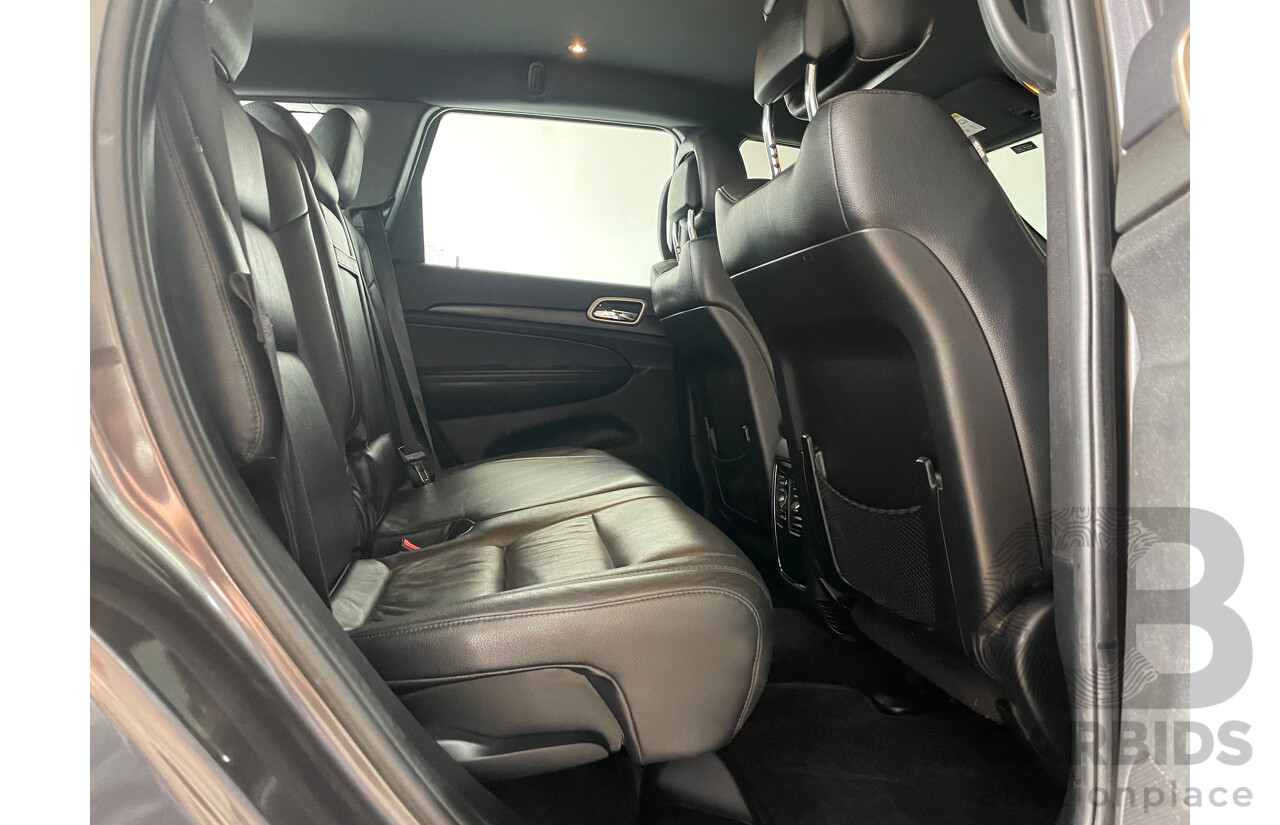 05/17 Jeep Grand Cherokee LAREDO (4x4) 4x4 WK MY17 4D Wagon Grey 3.0L