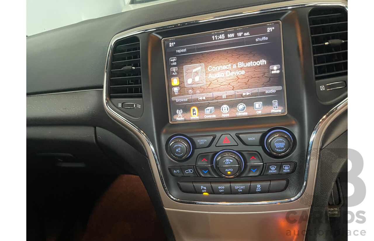 05/17 Jeep Grand Cherokee LAREDO (4x4) 4x4 WK MY17 4D Wagon Grey 3.0L