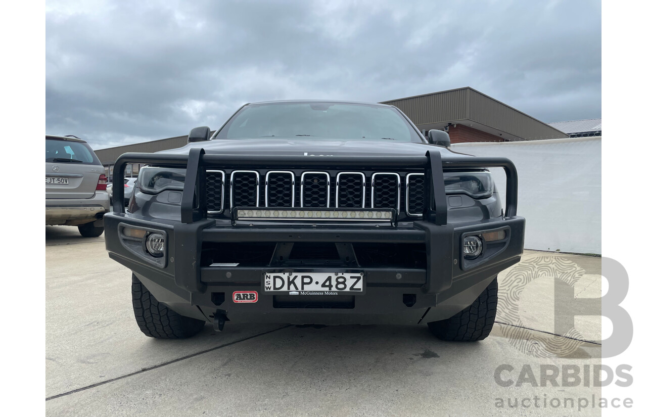 05/17 Jeep Grand Cherokee LAREDO (4x4) 4x4 WK MY17 4D Wagon Grey 3.0L