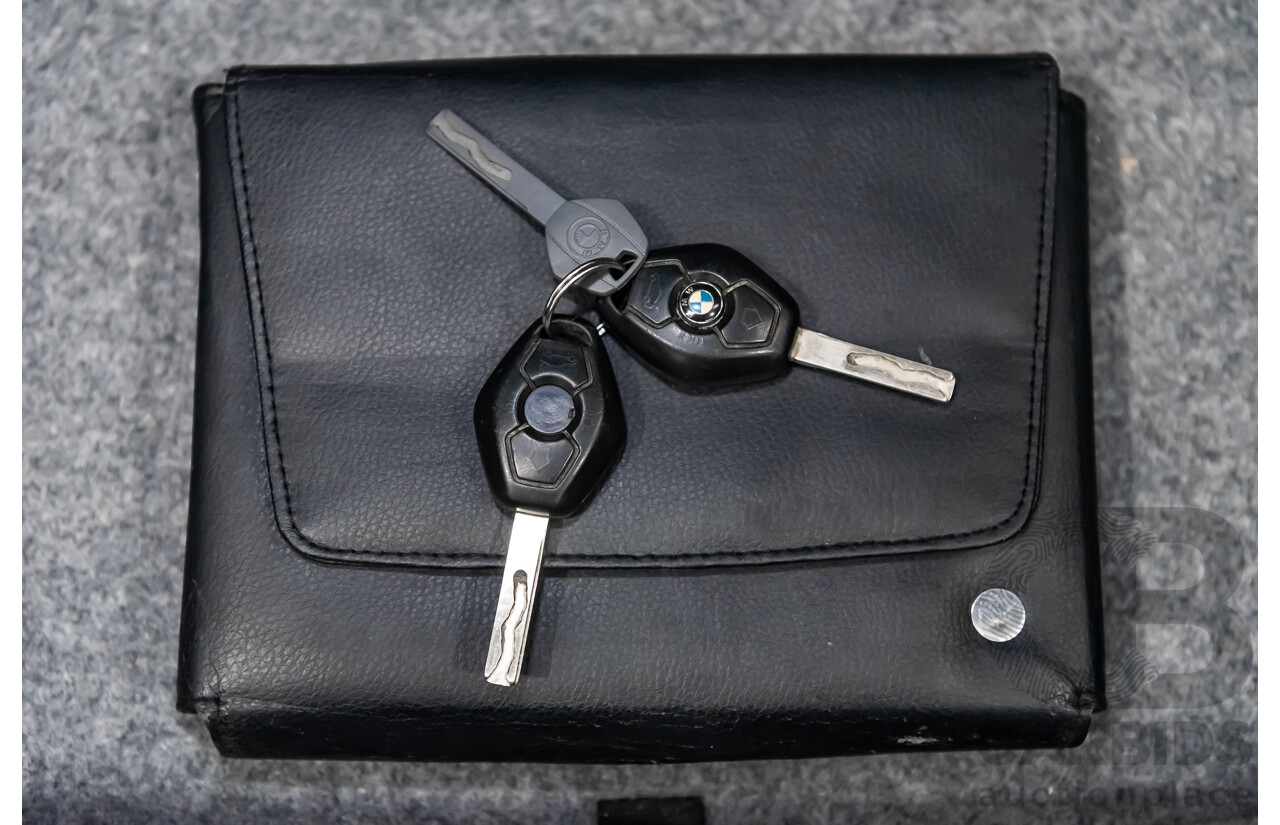 5/2004 BMW 325i E46 M-Sport Package 4d Sedan Messing Brass Metallic 2.5L - Individual Optioned