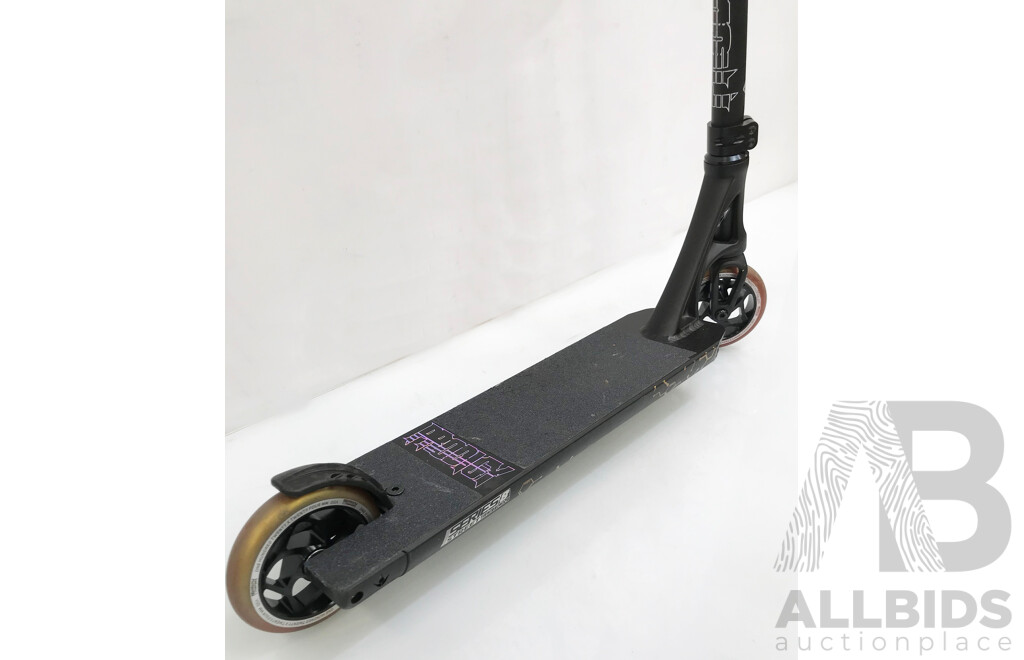 PRODIGY Series 8 Street Edition