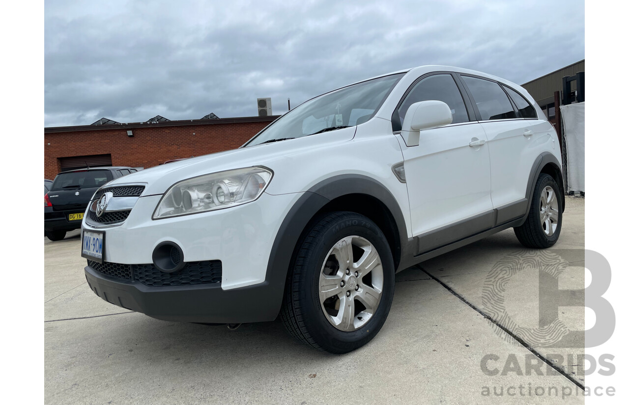 12/09 Holden Captiva SX (4x4) 4x4 CG MY10 4D Wagon White 2.0L