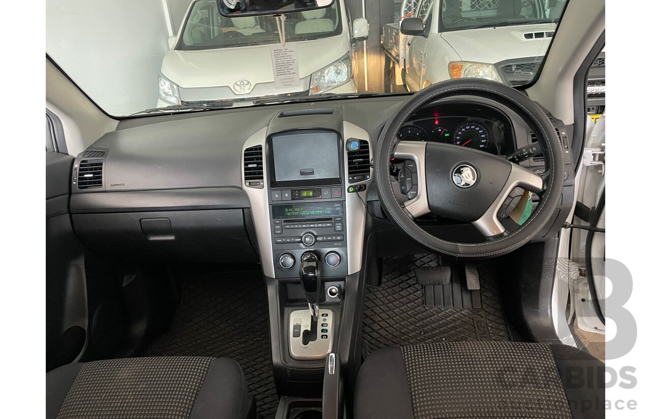 12/09 Holden Captiva SX (4x4) 4x4 CG MY10 4D Wagon White 2.0L