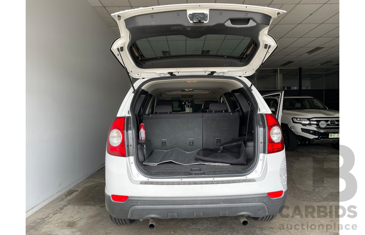 12/09 Holden Captiva SX (4x4) 4x4 CG MY10 4D Wagon White 2.0L