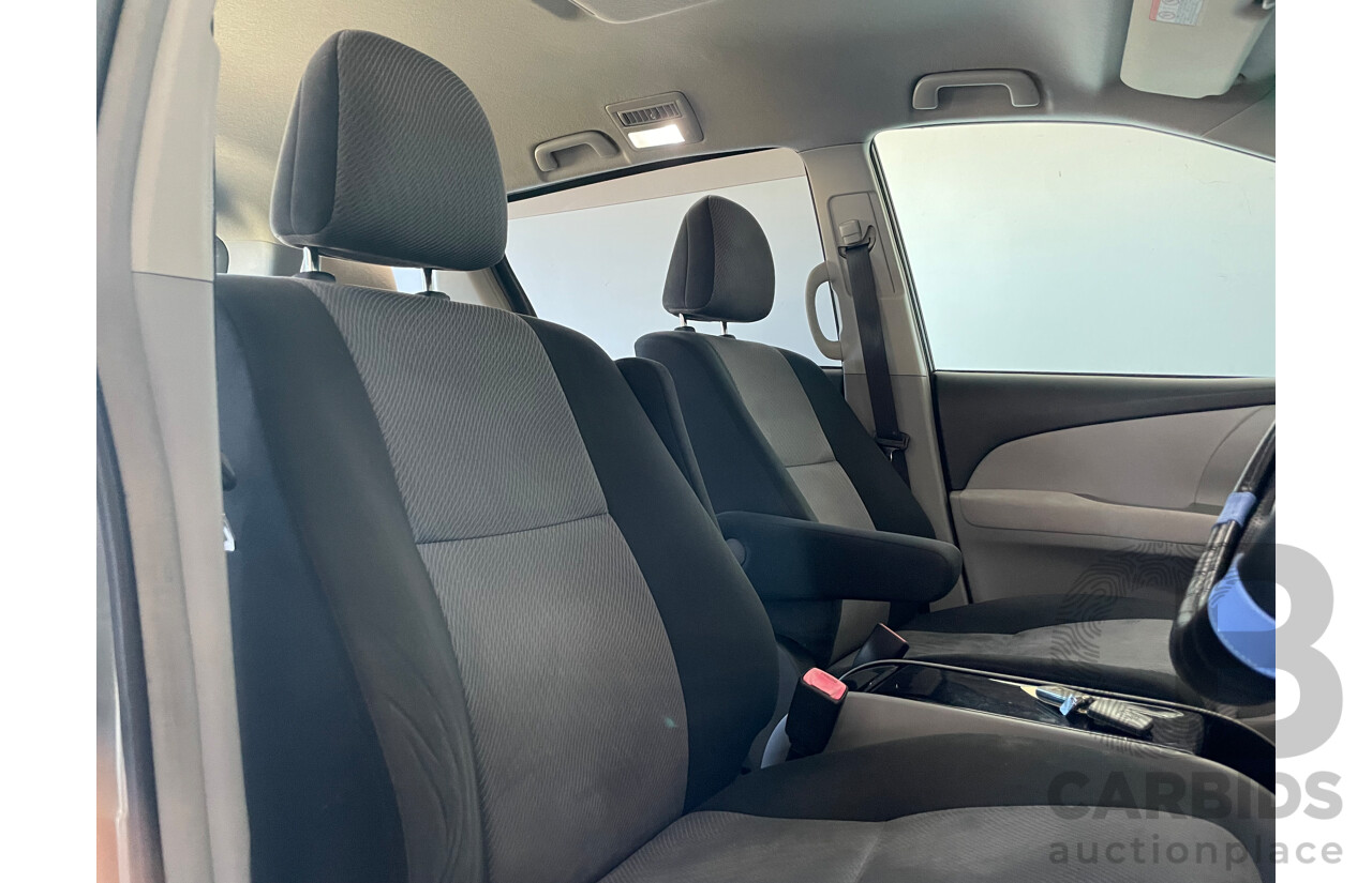 06/07 Toyota Estima AERAS S Package 4D Wagon Silver 3.5L V6