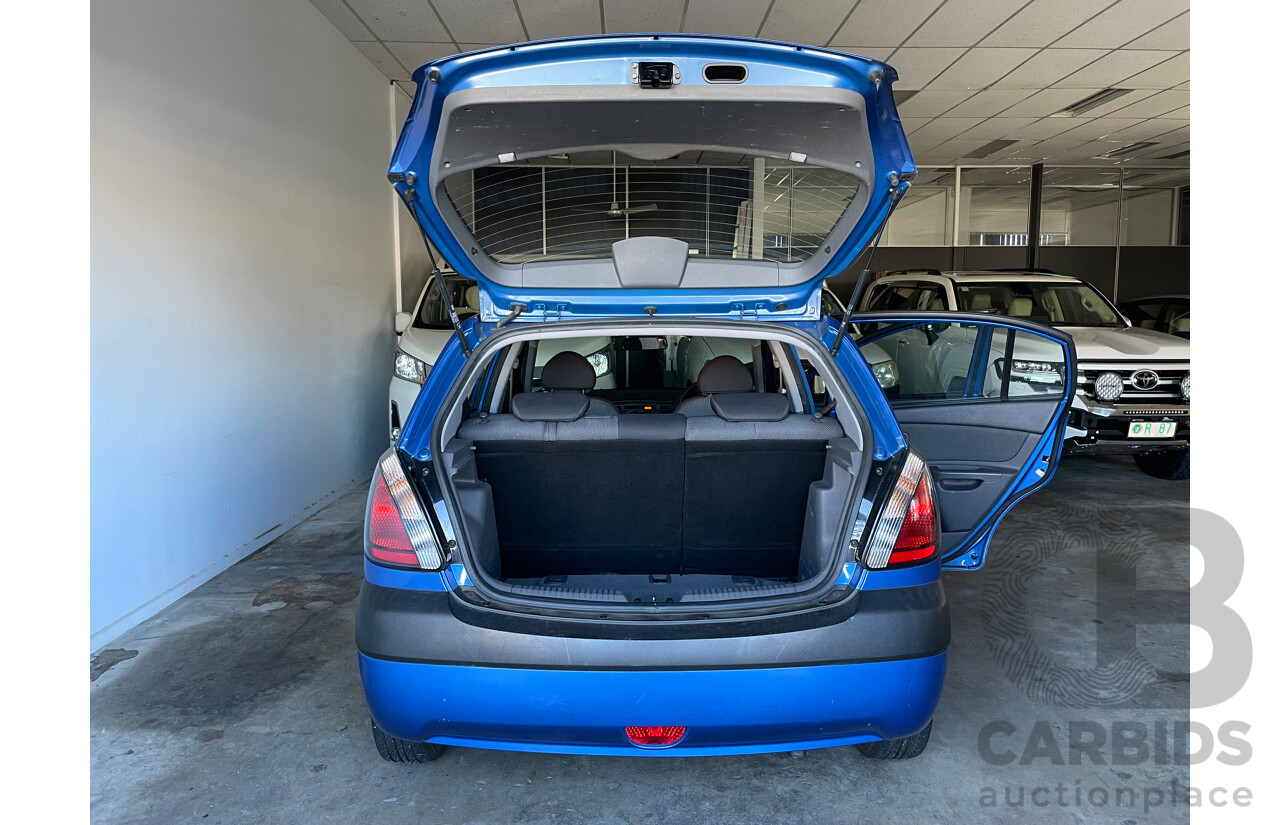 08/08 Kia Rio LX FWD JB 5D Hatchback Blue 1.4L