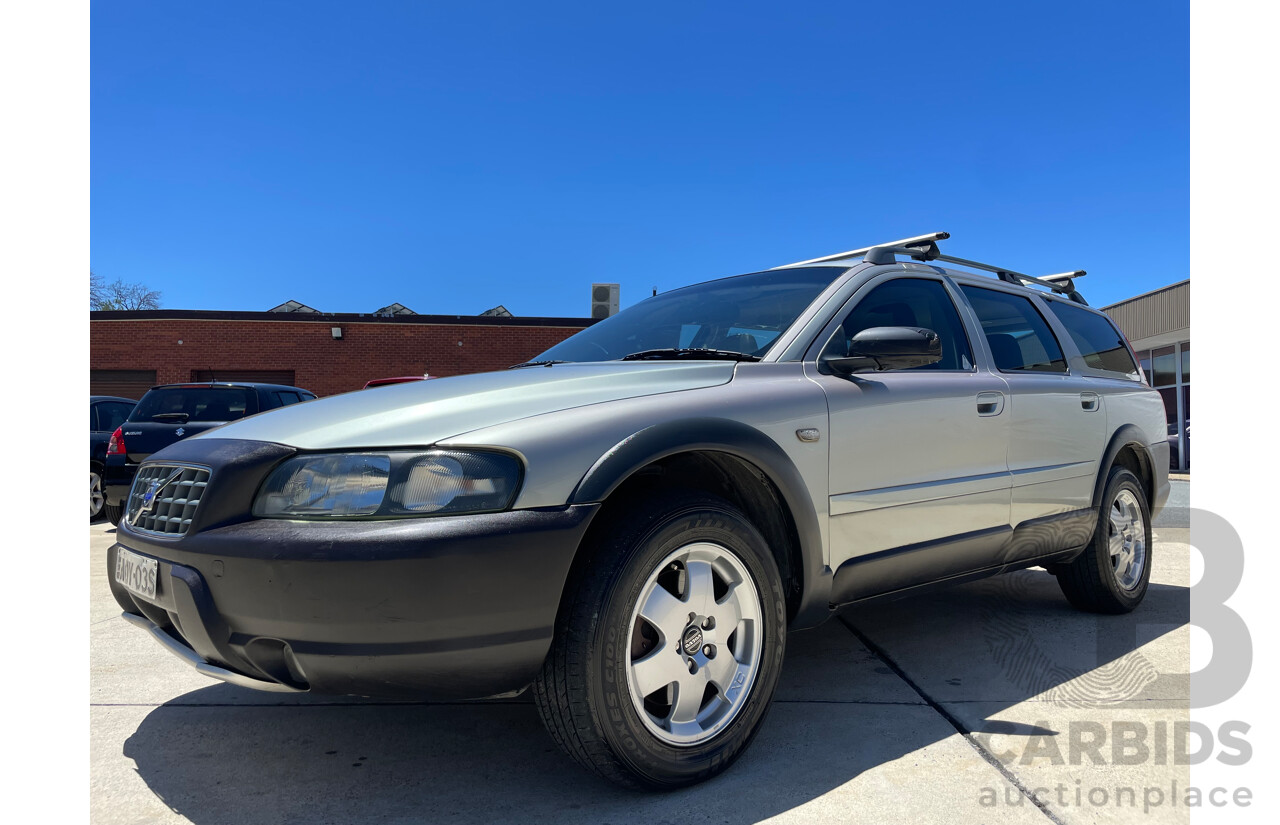 10/03 Volvo Xc70 CROSS COUNTRY AWD  4D Wagon Green 2.5L