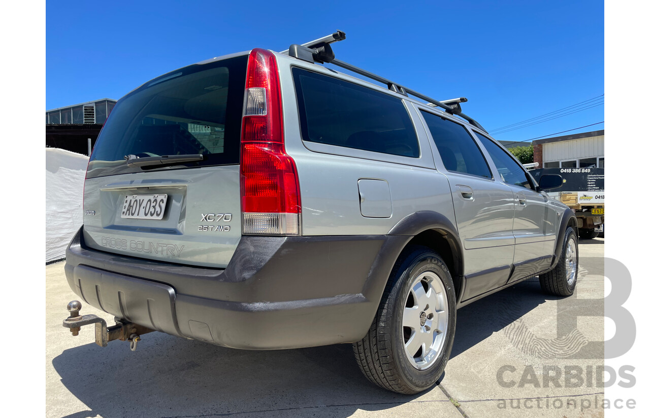 10/03 Volvo Xc70 CROSS COUNTRY AWD  4D Wagon Green 2.5L